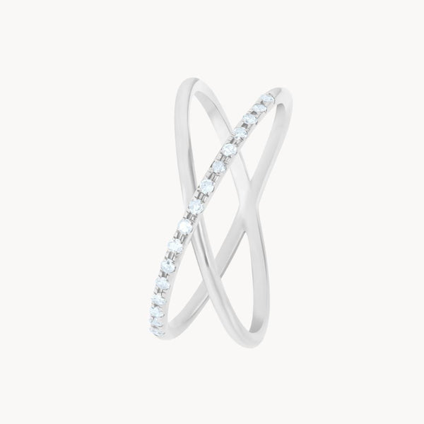 Anillo Oro blanco 18 kilates doble cruzado con diamantes Magdi