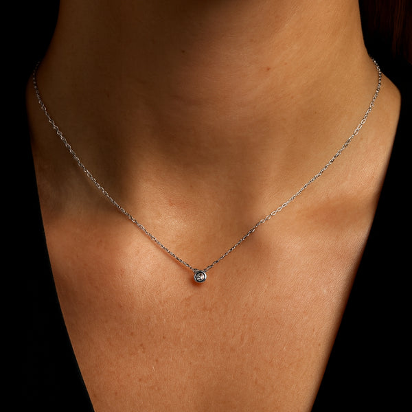 COLGANTE DIAMANTE CHATON 0.060 QUILATES ASYA