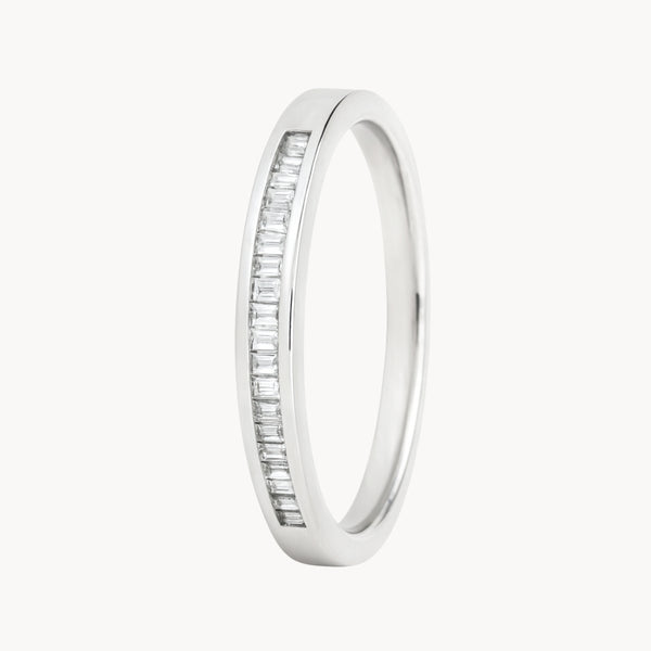 ANILLO MEDIA ALIANZA CON DIAMANTES 0.15 QUILATES JENNICA
