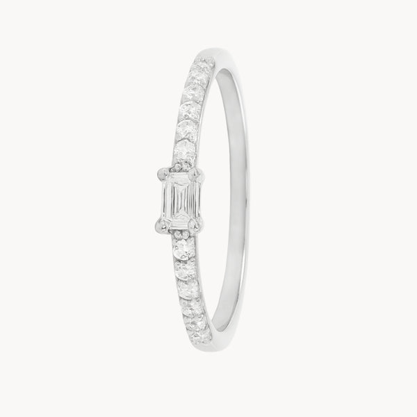 ANILLO CON CIRCONITAS CAMMIE