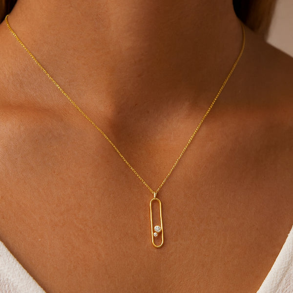 COLGANTE BARRA OVAL CON DIAMANTES DANIELA