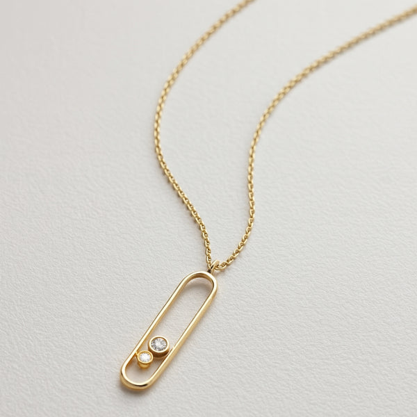 COLGANTE BARRA OVAL CON DIAMANTES DANIELA
