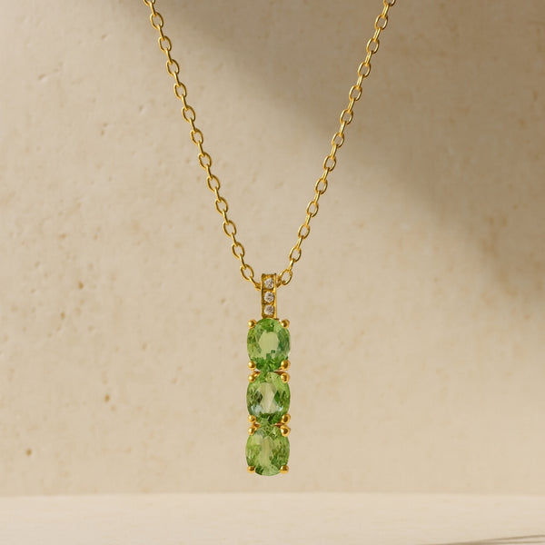 COLGANTE CON GRANATES TSAVORITAS Y DIAMANTES AISHA