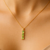 COLGANTE CON GRANATES TSAVORITAS Y DIAMANTES AISHA