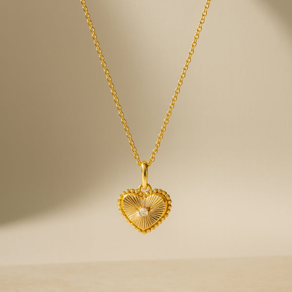 COLGANTE CORAZON CON DIAMANTE NADJA