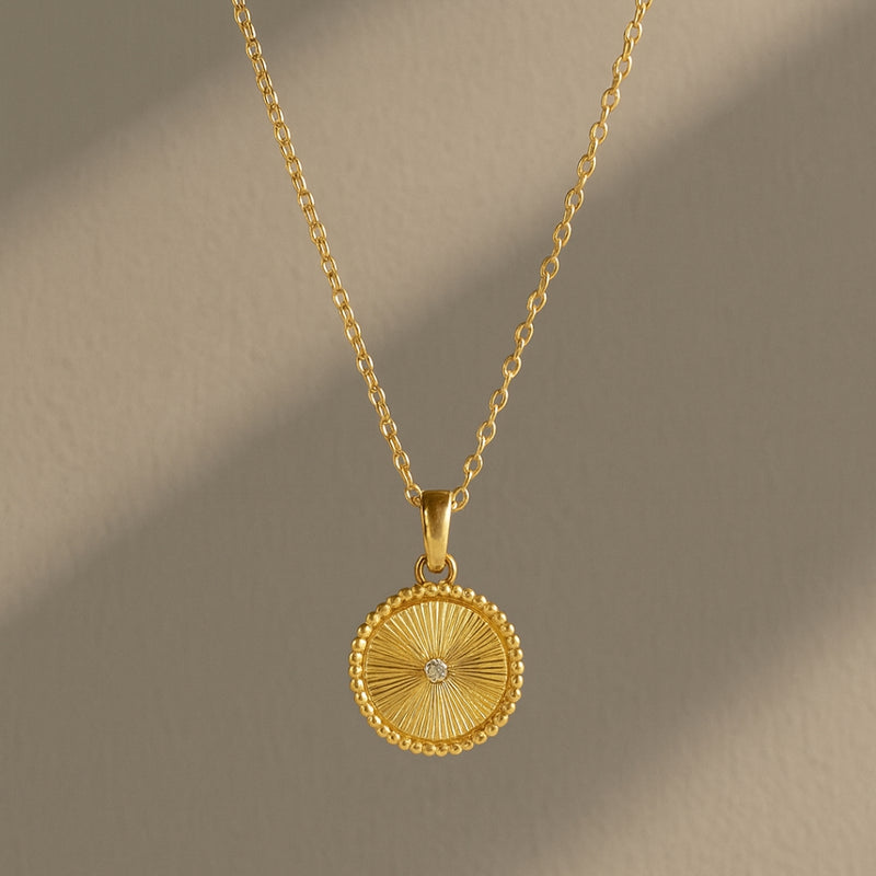 COLGANTE CIRCULO CON DIAMANTE CERYS