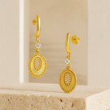 PENDIENTES OVAL CON DIAMANTE DUNJA