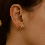 PENDIENTES BICOLOR FLOR TALLADA