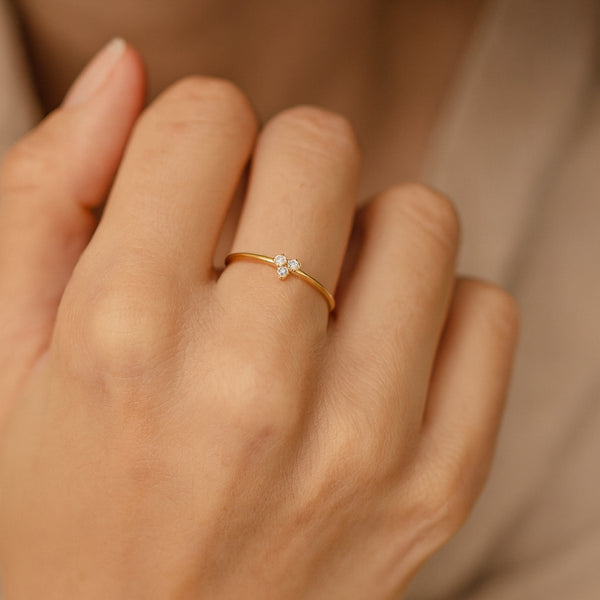 ANILLO CON CIRCONITAS OKSANA