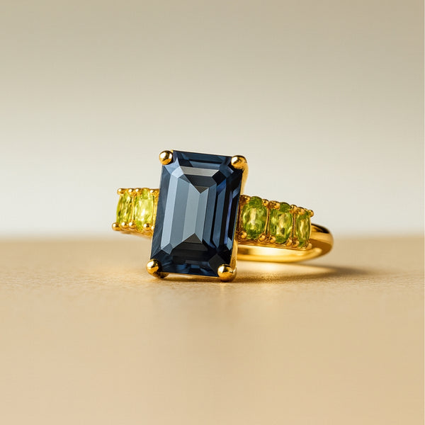 ANILLO TOPACIO LONDON BLUE Y OLIVINO DORA HALLIE