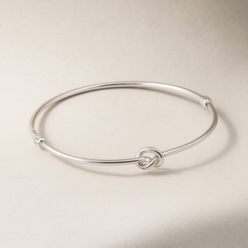 PULSERA RIGIDA NUDO NILSA