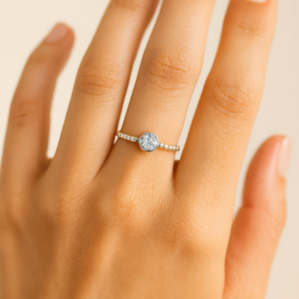 ANILLO CON DIAMANTES ASTRA