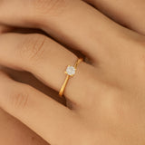 ANILLO SOLITARIO CUATRO GARRAS CON DIAMANTE 0.10 QUILATES LINNIE