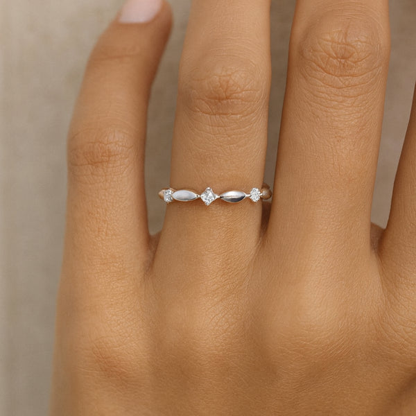ANILLO CARRIL CON CIRCONITAS GLAW