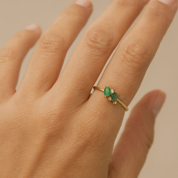 ANILLO ESMERALDAS Y DIAMANTES HANNIE