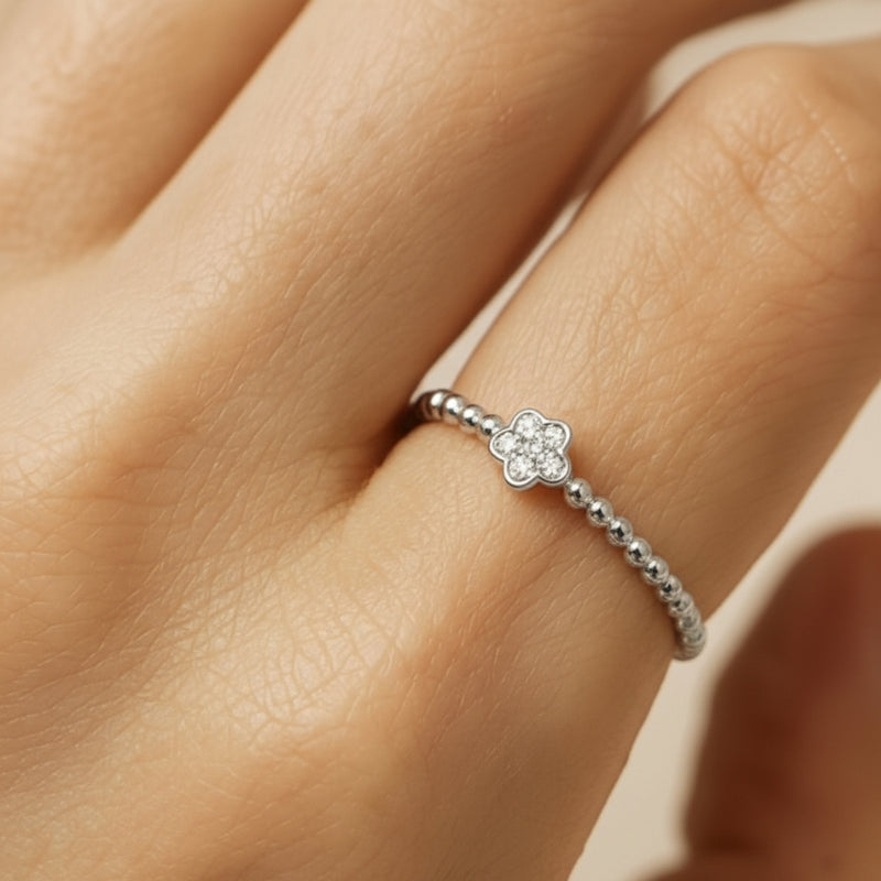 ANILLO FLOR CON DIAMANTES DAGMARA
