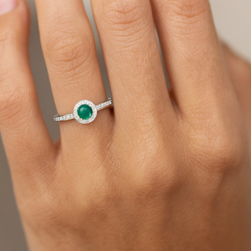 ANILLO CIRCONITA VERDE Y CIRCONITAS BLANCAS BRITTANI