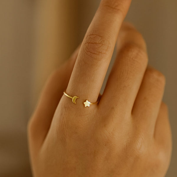 ANILLO ABIERTO LUNA Y ESTRELLA LINA