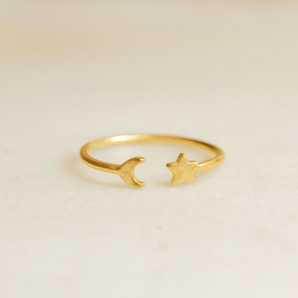 ANILLO ABIERTO LUNA Y ESTRELLA LINA