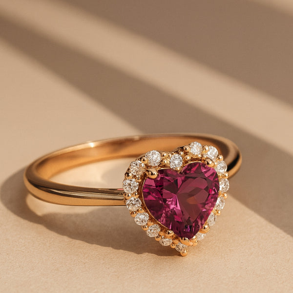 JAIDA EMERALD AND DIAMOND RING