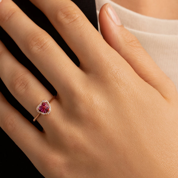 JAIDA EMERALD AND DIAMOND RING