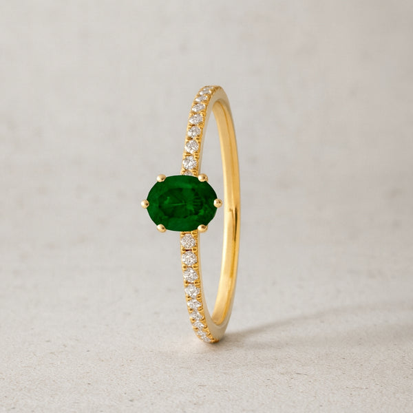 JAIDA EMERALD AND DIAMOND RING