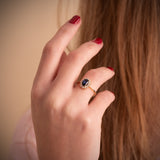 ANILLO ZAFIRO 7X5MM Y DIAMANTES CREADOS 0.30 QUILATES DIANE III