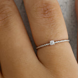 ANILLO SOLITARIO CON DIAMANTE 0.10 QUILATES TAYLA
