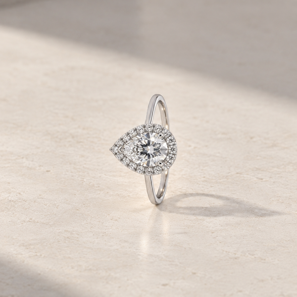ANILLO DIAMANTE PERILLA CON HALO