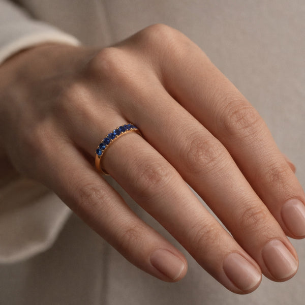 ANILLO CARRIL CON ZAFIROS LUCIANA