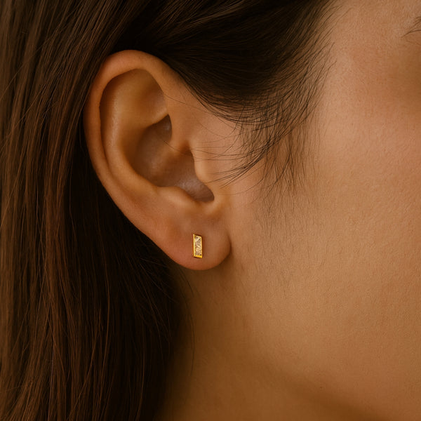 PIERCING OREJA BARRITA BOCEL CON CIRCONITAS BRUNA II