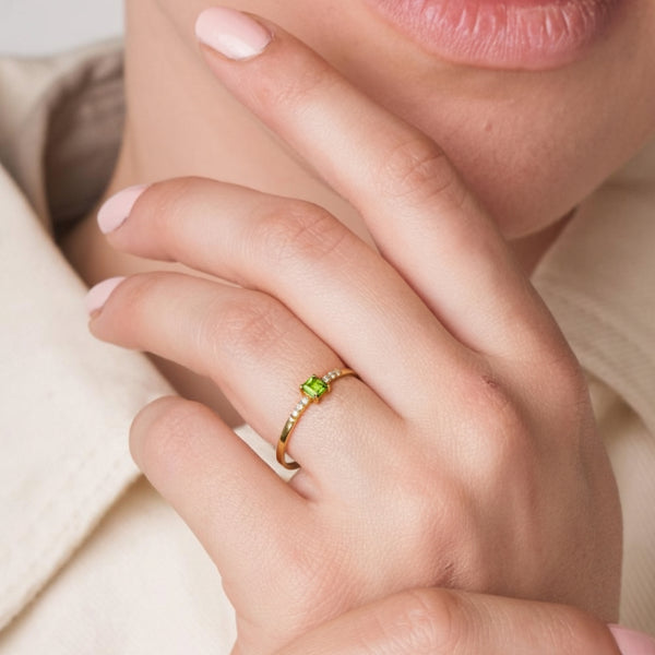 ANILLO OLIVINO Y DIAMANTES DELIA