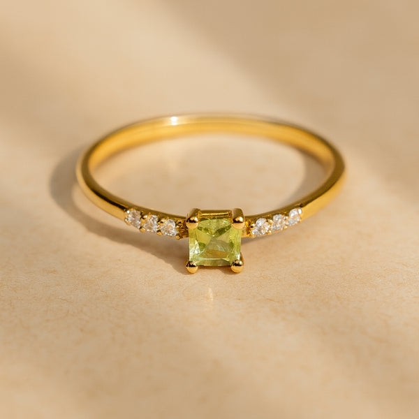 ANILLO OLIVINO Y DIAMANTES DELIA