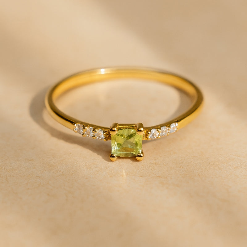 ANILLO OLIVINO Y DIAMANTES DELIA