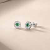 PENDIENTES ESMERALDA Y ORLA DE DIAMANTES