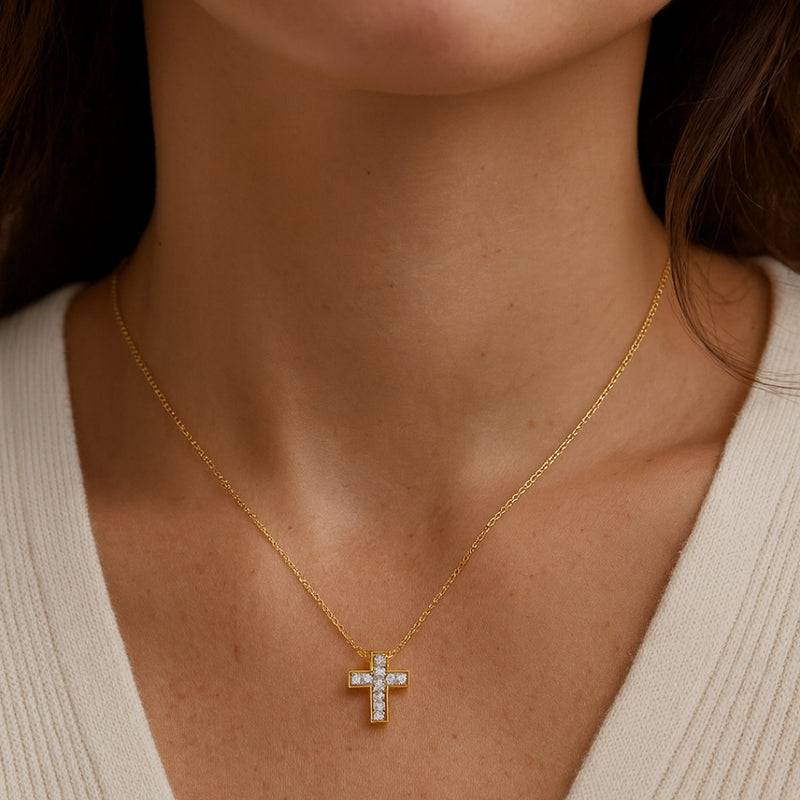 COLGANTE CRUZ Y DIAMANTES KELLEY