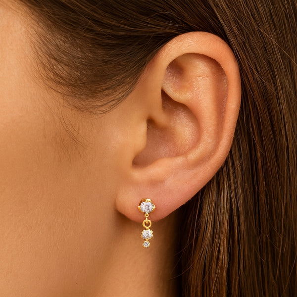 PIERCING OREJA COLGANTE CON CIRCONITAS LESYA