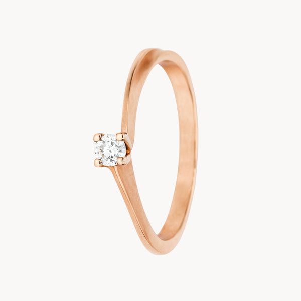 ANILLO SOLITARIO CUATRO GARRAS CON DIAMANTE 0.10 QUILATES LIDA