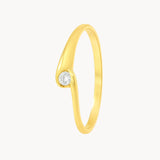 ANILLO SOLITARIO CRUZADO CON DIAMANTE 0.10 QUILATES MEDEA