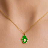 COLGANTE ESMALTE VERDE MANO DE FATIMA CON DIAMANTES METIS