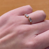 ANILLO ABIERTO CON TOPACIOS AZULES USHA