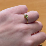 ANILLO TURMALINA VERDELITA CABUJON Y DIAMANTES ALLEGRA