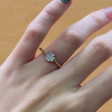 ANEL CRUZ COM DIAMANTES 0,13 QUILATES BRITNEY