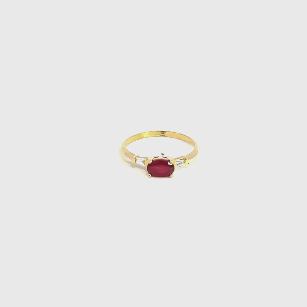 Anillo Oro 18 kilates rubi y diamantes Britt