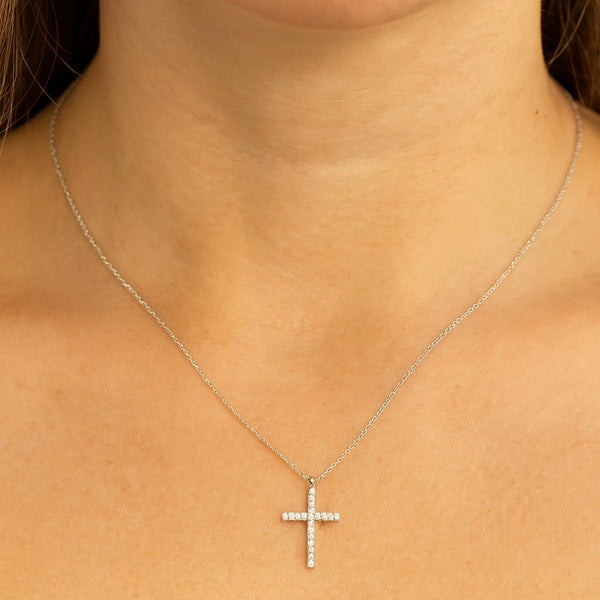 COLGANTE CRUZ Y DIAMANTES RIYA